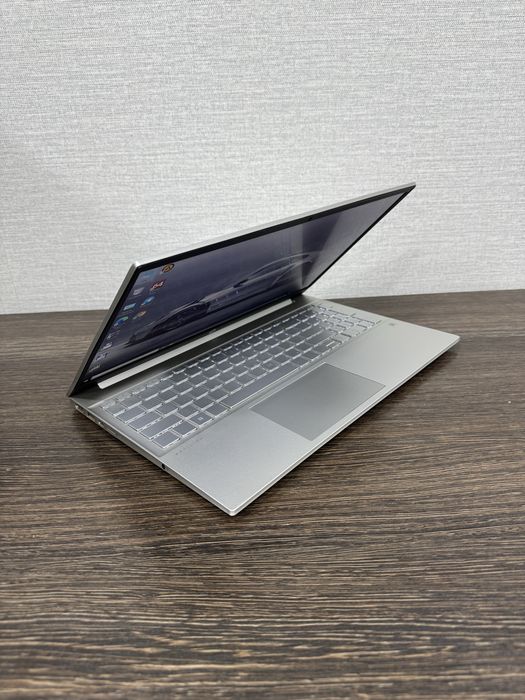 8-Ядерный HP Pavilion-15 Ryzen-3 13th Gen 8gb Ram 256gb SSD 15.6 IPS!