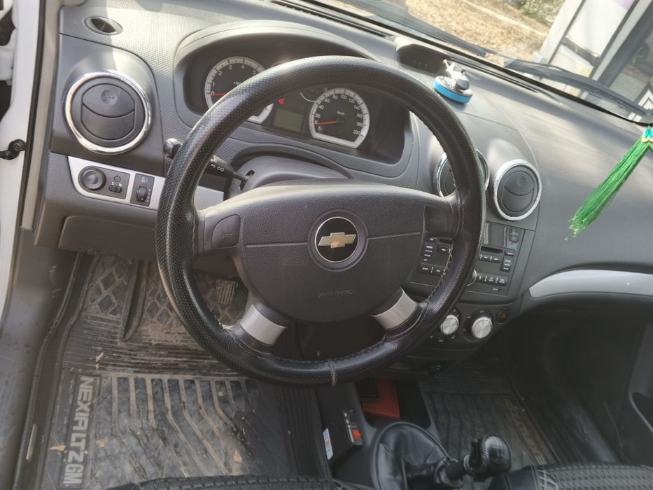 Продам Нексию 3 в отличном состоянии.