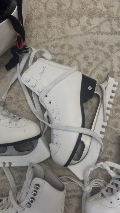 Продаю проф. коньки и шлем