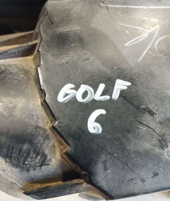 Lampa / Tripla stop dreapta pe aripa Volkswagen VW Golf a 6-a generat