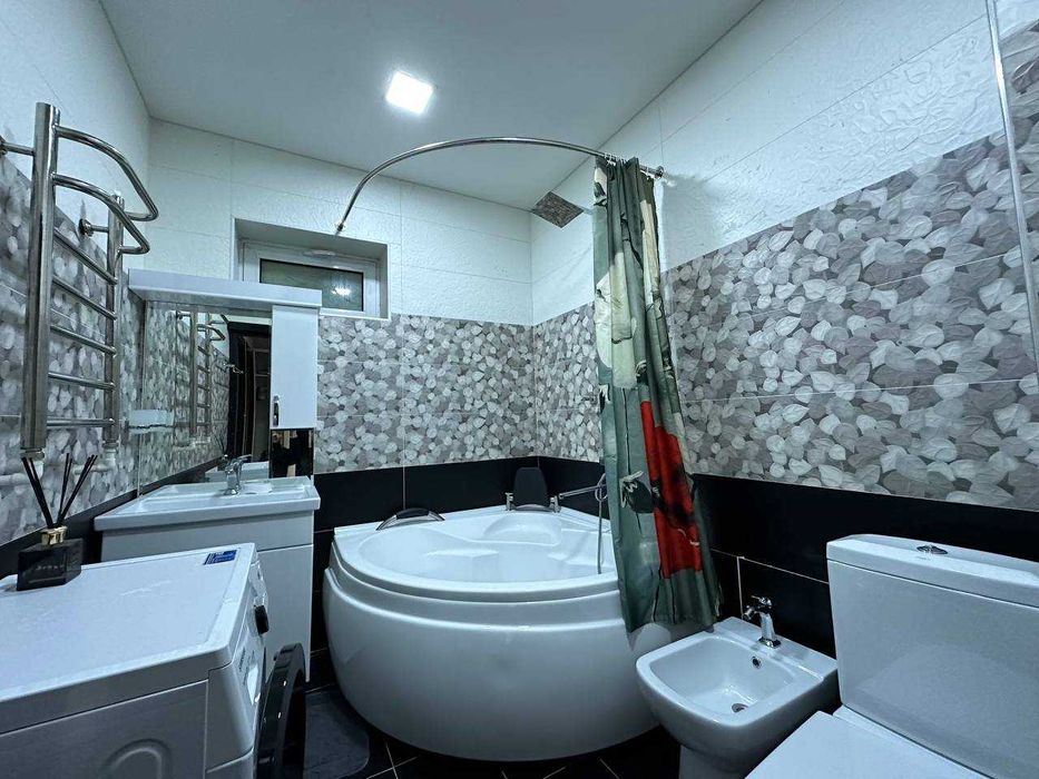 3-х комнатная квартира на Ц-6 Юнусабадский район Ориентир ЖК Казахстан