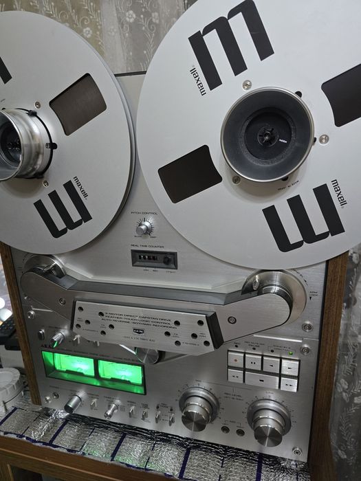 Катушечный магнитофон Akai-635D