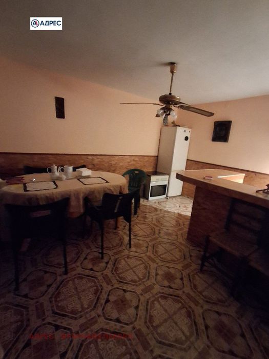 Къща в Плевен, област-с.Долни Луковит площ 160 цена 35000