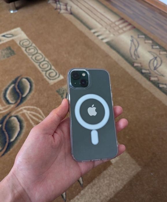 Iphone 13 128gb зеленый идеально работает