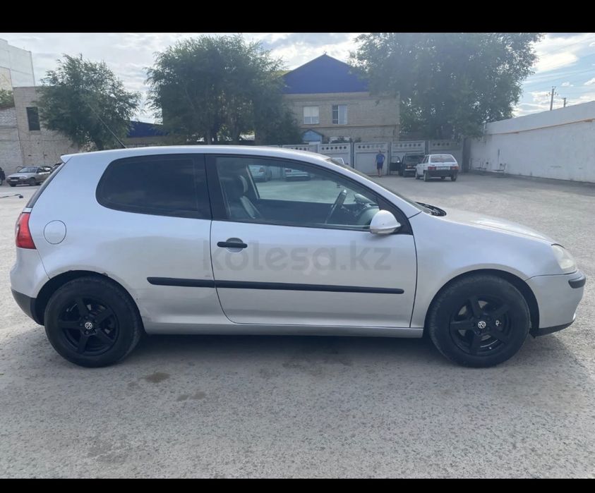 Volkswagen Golf 2005