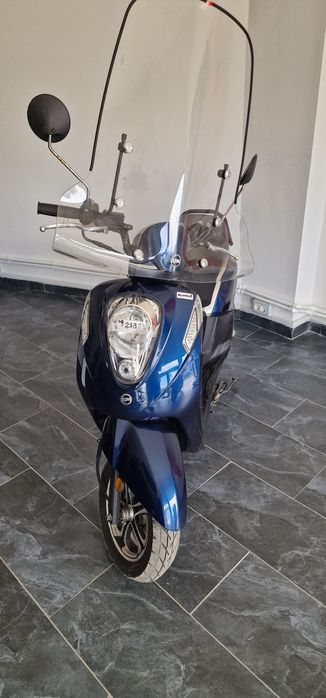 Vând scuter Sym Mio 50 cm3 fără permis