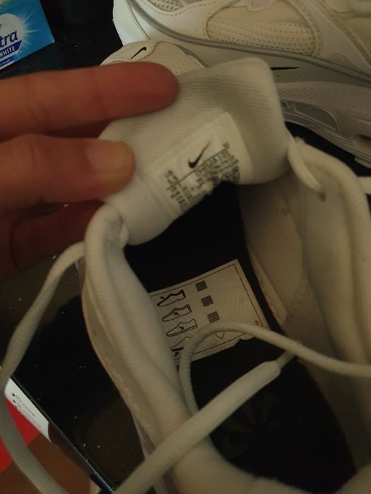 Дамски  маратонки Nike нови
