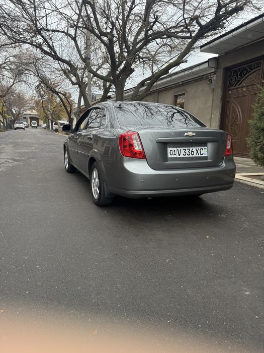 Jentra aftamat arenda