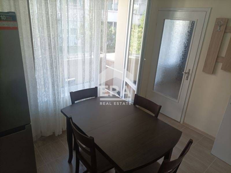 Двустаен обзаведен апартамент под наем, в района на Лятно кино Тракия,