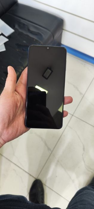 Samsung A12. Juda arzon