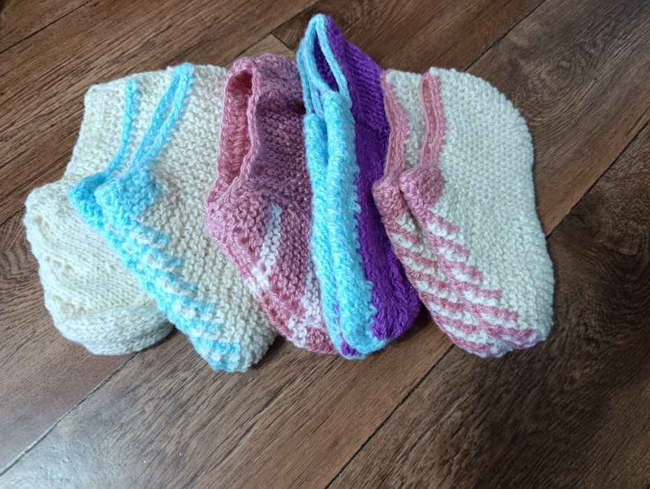 Продам вязаные наски, следи