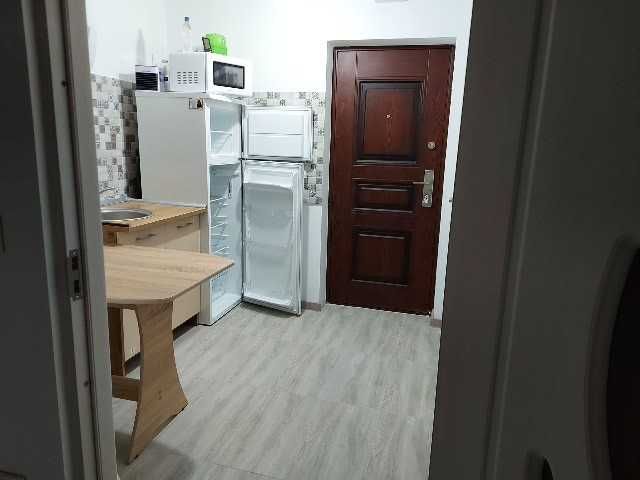 Vând garsonieră 20 mp zona Artego, strada Ciocârlău bloc 13 Târgu Jiu