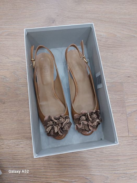 Продам босоножки ITALY