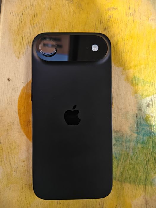 Продам IPhone 17 air