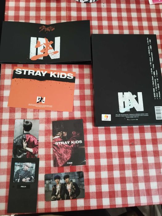 Stray Kids, In Life, The 1st album repackage + карти