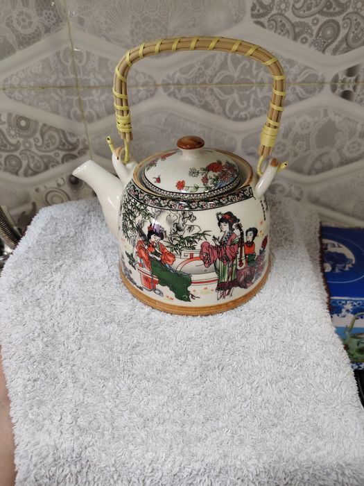 Чайник керамический