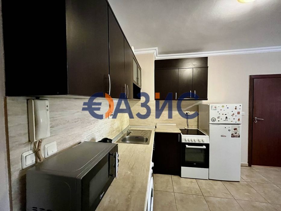 Продава се Тристаен апартамент в с. Равда, Област Бургас - 83 кв.м за 1217 €/кв.м - Снимка #2