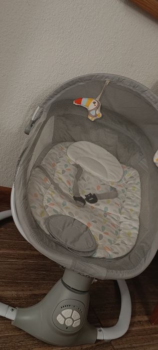 Качалка шезлонг электронный для малышей