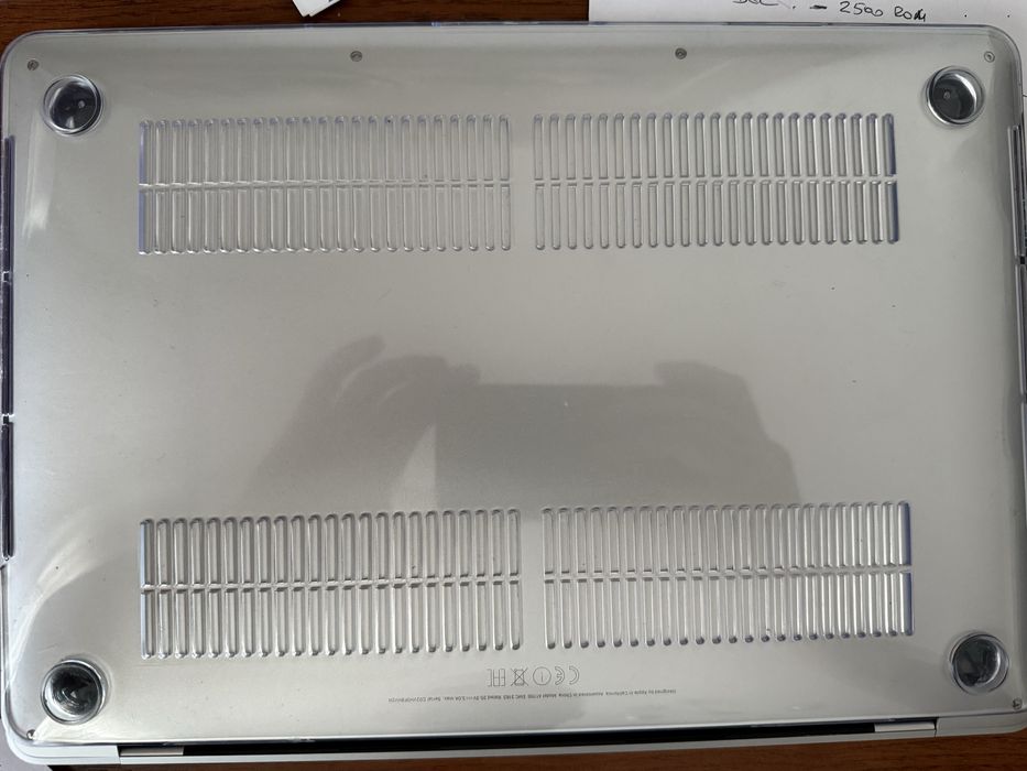 Macbook pro 13 2017 I5 3.1GHz 8 gb 256 gb SSD x4 Thunderbolt  ca nou