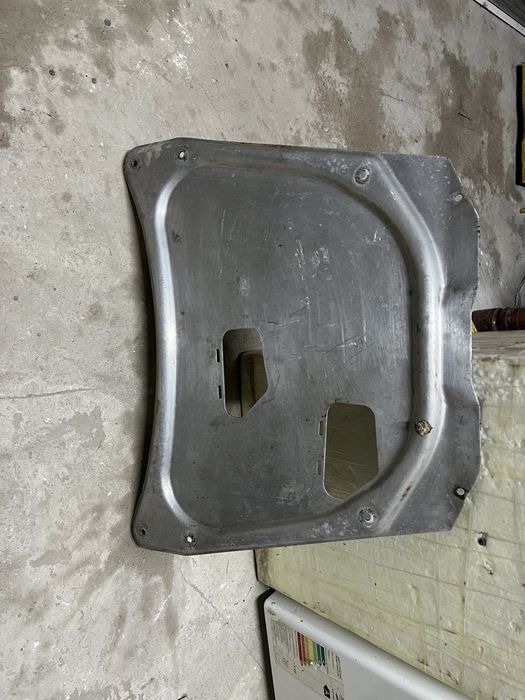 Защитка картера Бмв