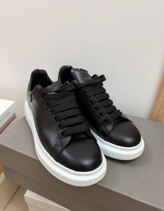 Alexander Mcqueen