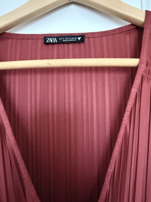 Дамска, червена рокля Zara