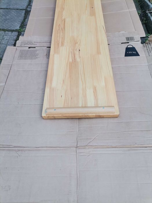 Пейка за коремни преси за шведска стена