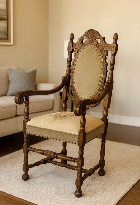 Античен резбован стол с бродерия-уникат от 19-ти век