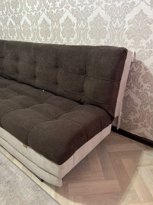 Продам диван в хорошем состоянии