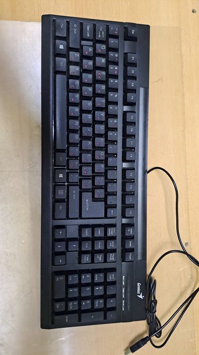 Продам клавиатуру.