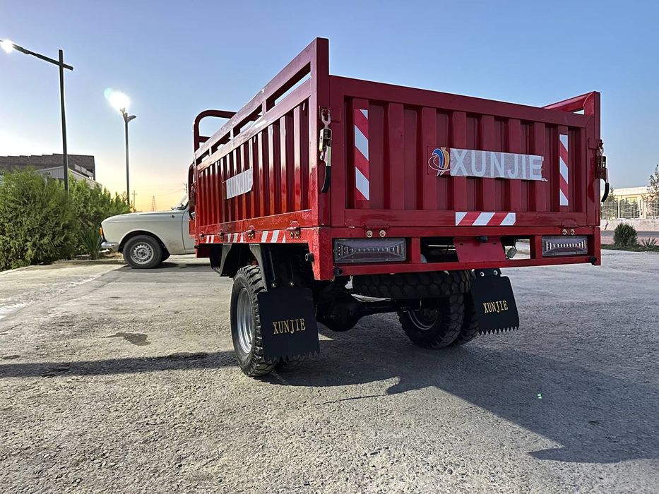 XUNJIE MOTORS 2 tonna yuk oladi