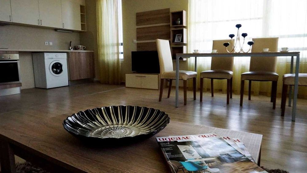 Продава се Тристаен апартамент в Пловдив, Захарна фабрика - 120 кв.м за 1509 €/кв.м - Снимка #3