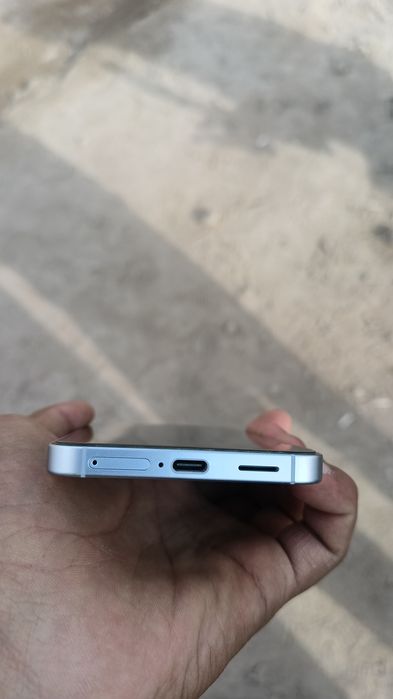 Продам Samsung S-25 128gb
