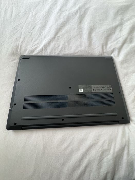 Laptop Lenovo i5 + GTX 1050, SSD + HDD 1TB, stare foarte bună