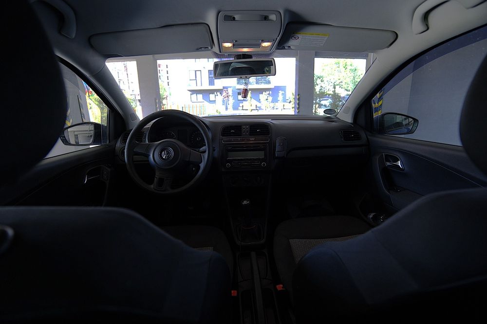 VOLKSWAGEN Polo 2010 — imagine 5