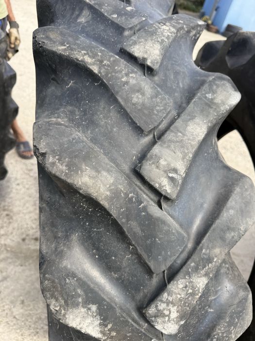 13,6r28 firestone
