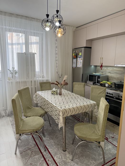 Стол стуля сатылады