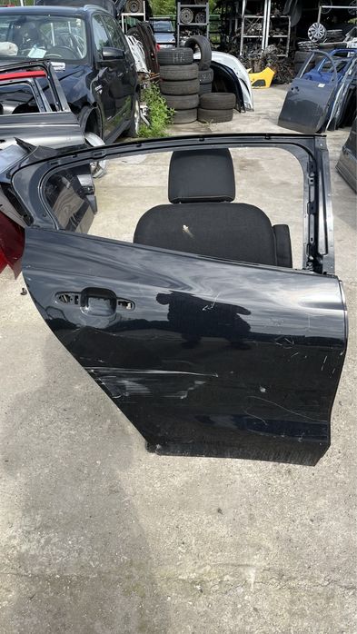 Задна дясна врата Ford Focus MK4