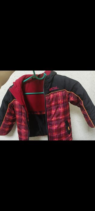 Продам детскую куртки, парку