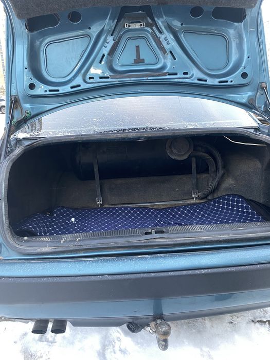 Ауди100 с4 сатылады