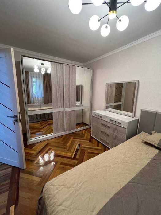 3 комн квартира в аренду. ЦУМ, Чимкентская