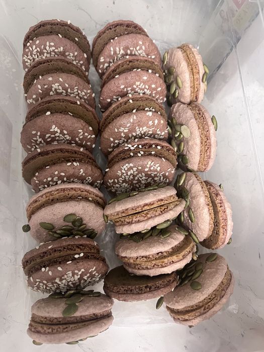 Макаронсы из миндальной муки