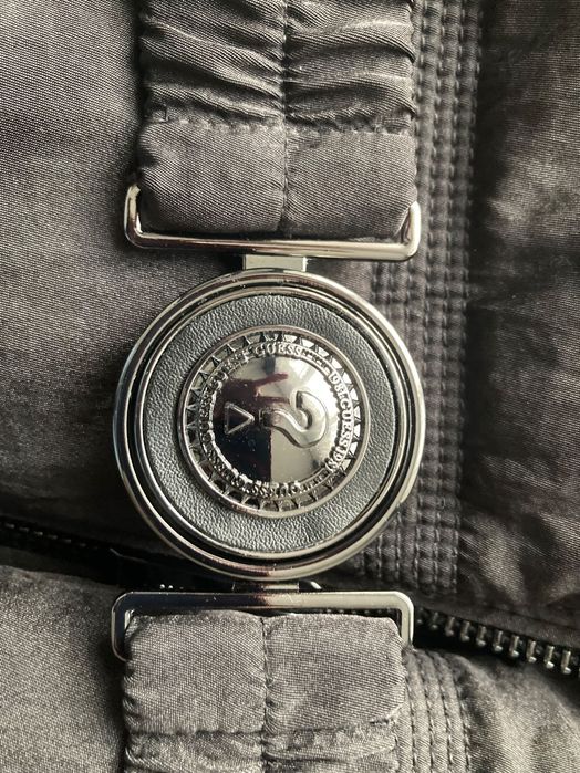 GUESS оригинално зимно  яке