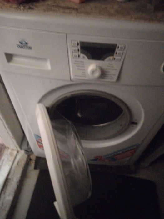 Продам стиральную машину