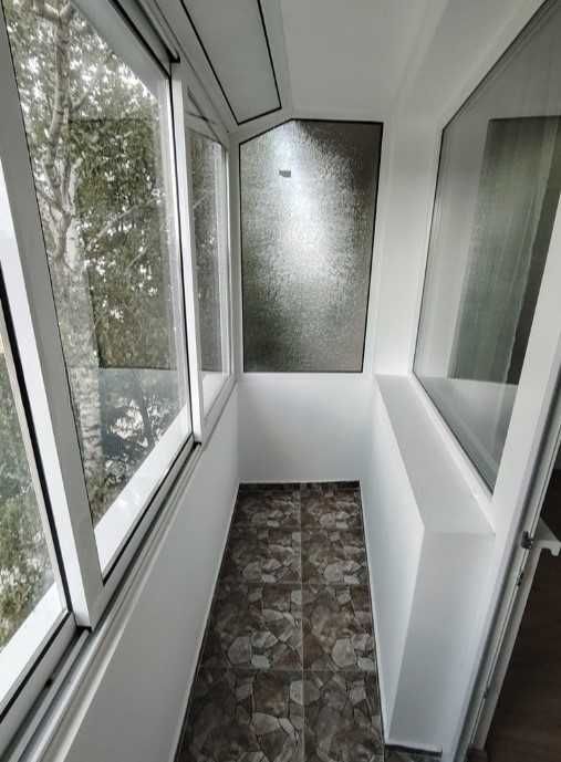 Дава се под наем Тристаен апартамент в София, Изток - 82 кв.м за 818 € - Снимка #8