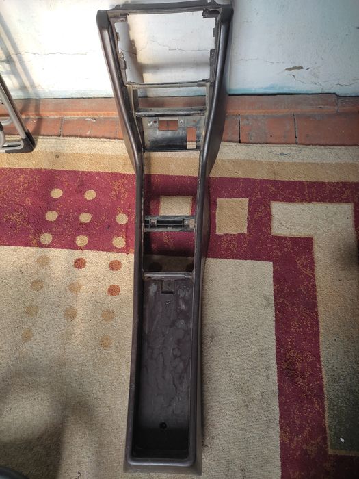 Запчасти на Мерседес 124