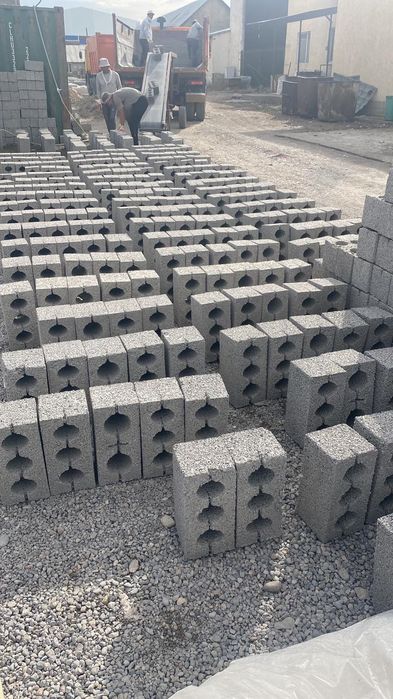 Шлакоблок универсальный