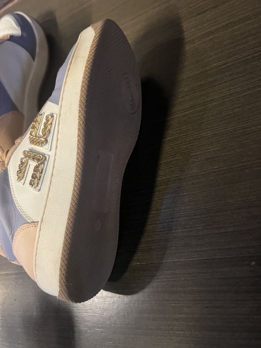 Elizabetta franchi кецове