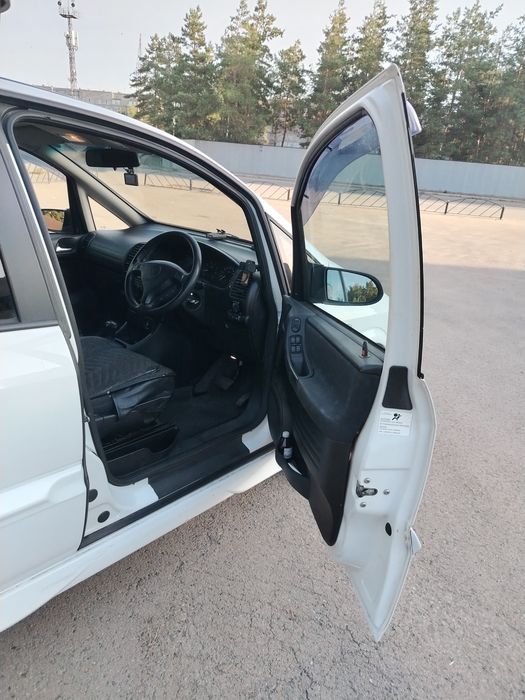 Сатамын/Продам SUBARU traviq 2.2