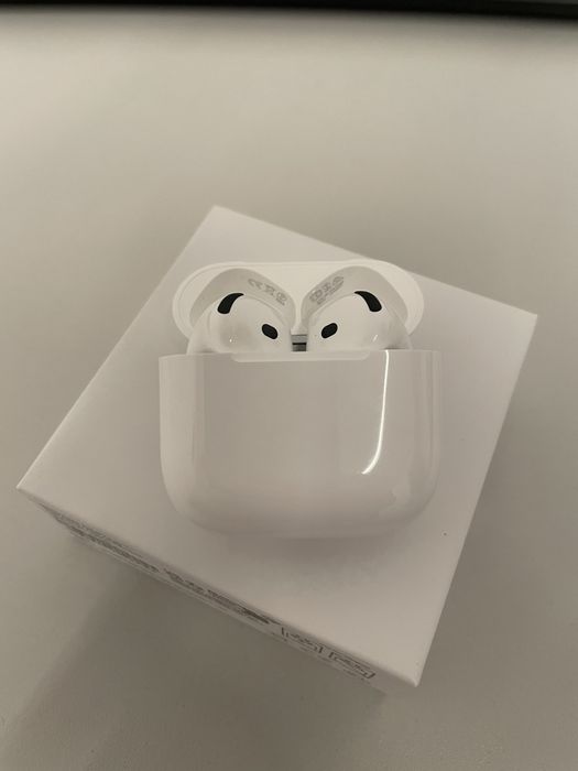 Air Pods 4 ANC.